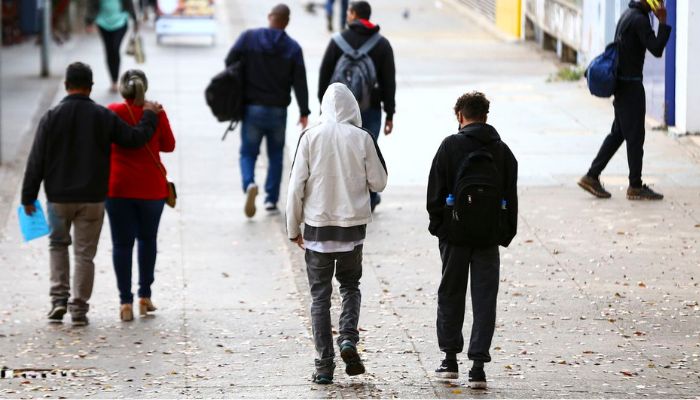  Frente fria deve derrubar temperaturas a partir desta terça-feira 